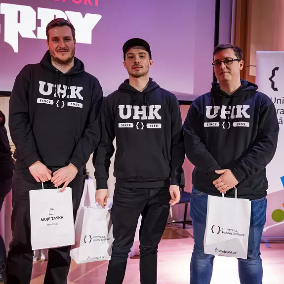 Derby_UPCE-UHK-065