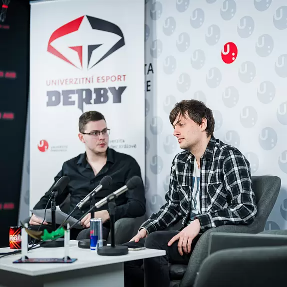 Derby_UPCE-UHK-079