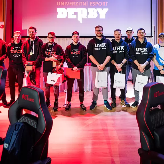 Derby_UPCE-UHK-029