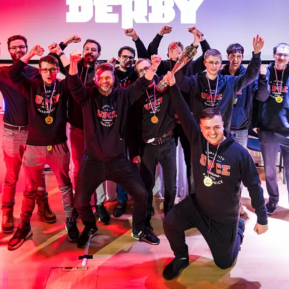 Derby_UPCE-UHK-002